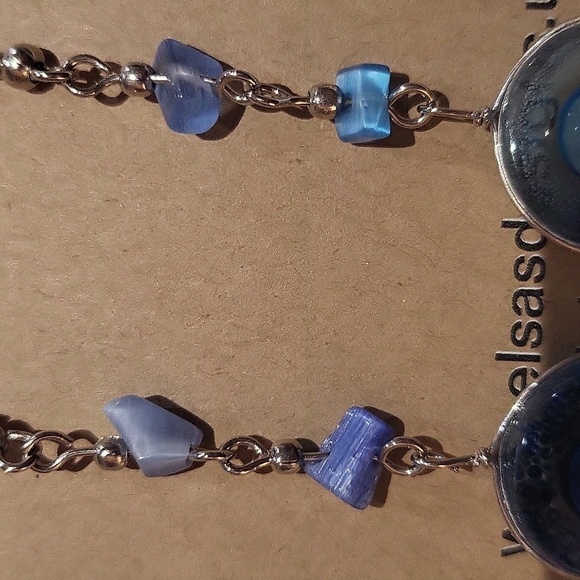 796- Blue Glass And Natural Chips Stone Handmade Women's Earrings NWT - Picture 4 of 4